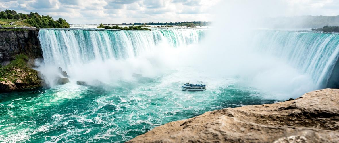 Niagara falls tour from Toronto
